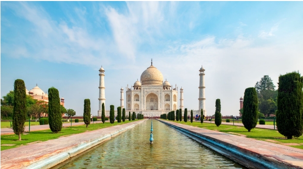 A Perfect 2-Day Agra Trip: How to See Taj Mahal & AgraFort and more from The Retreat Agr